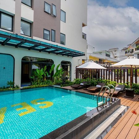 Sea Breeze Condotel Danang Екстер'єр фото