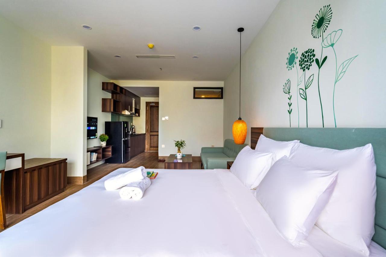 Sea Breeze Condotel Danang Екстер'єр фото