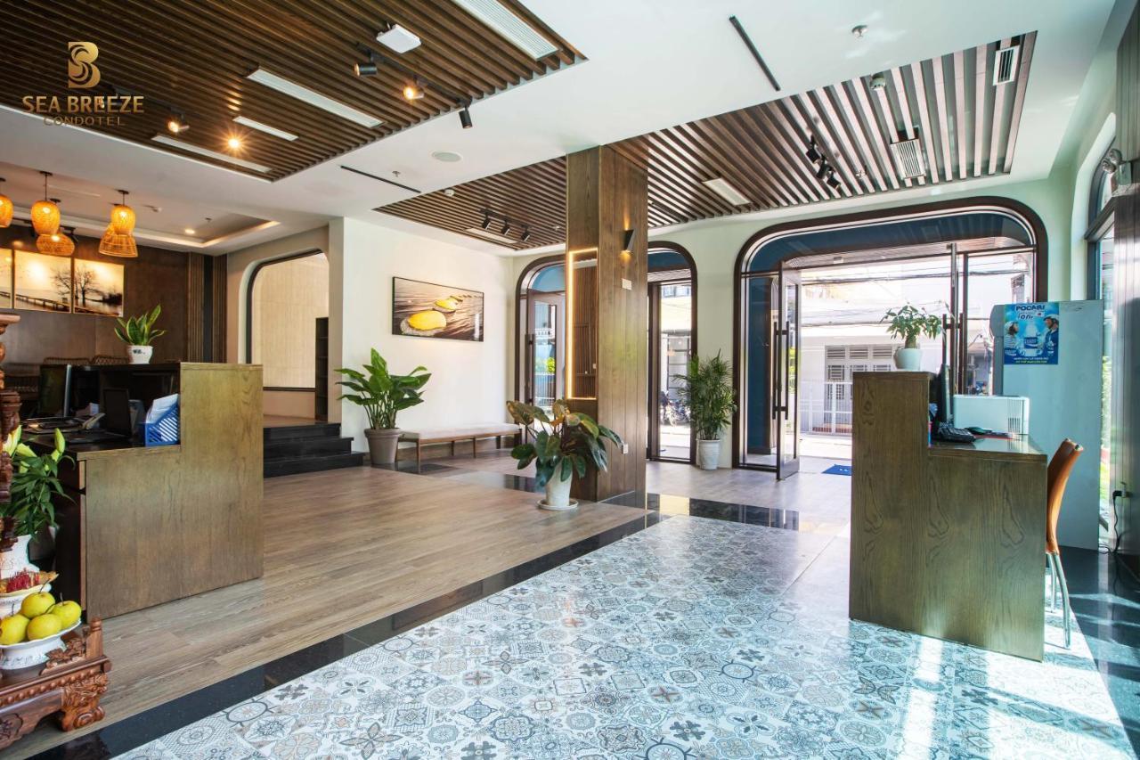 Sea Breeze Condotel Danang Екстер'єр фото